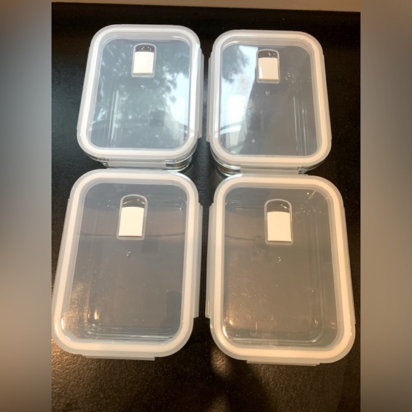 Glass Food Storage Containers with Lids - set of 4 - Picture 2 of 9
